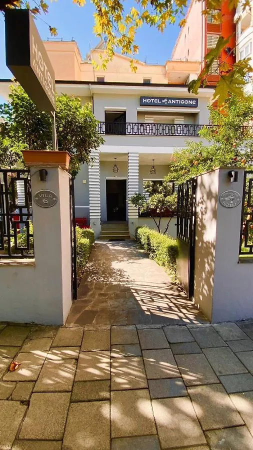 Hotel Antigone Tirana Albania